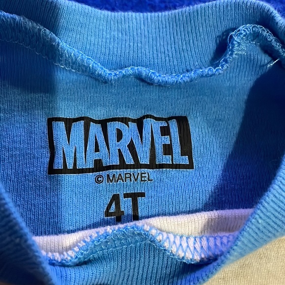 BOYS PAJAMAS MARVEL 4T - Picture 3 of 3